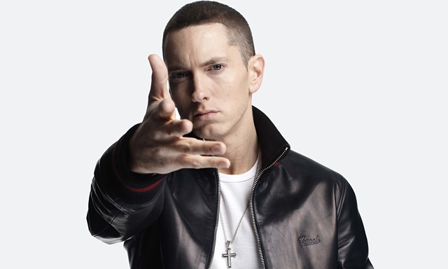 Eminem fatura milhoes