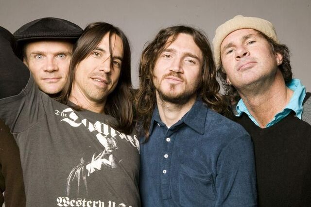 Red Hot Chilli Peppers - Bandas de Rock que fazem sucesso