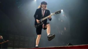 angus young uniformes escolares