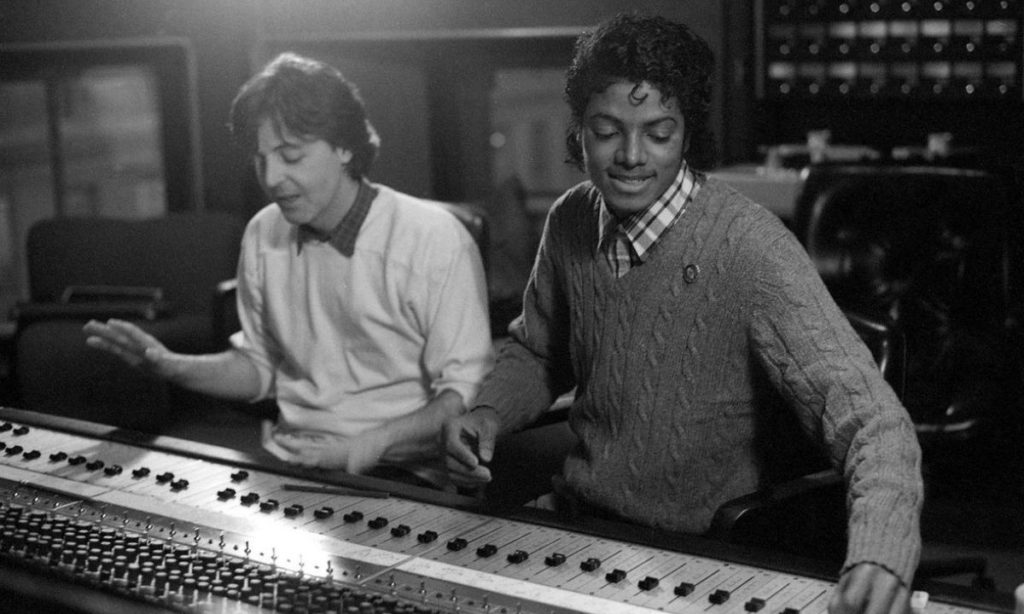 Paul MacCartney e Michael Jackson
