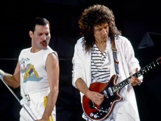A rivalidade sutil entre Brian May e Freddie Mercury que rendeu uma música