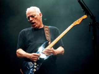 David Gilmour nomeia os 5 maiores guitarristas de todos os tempos