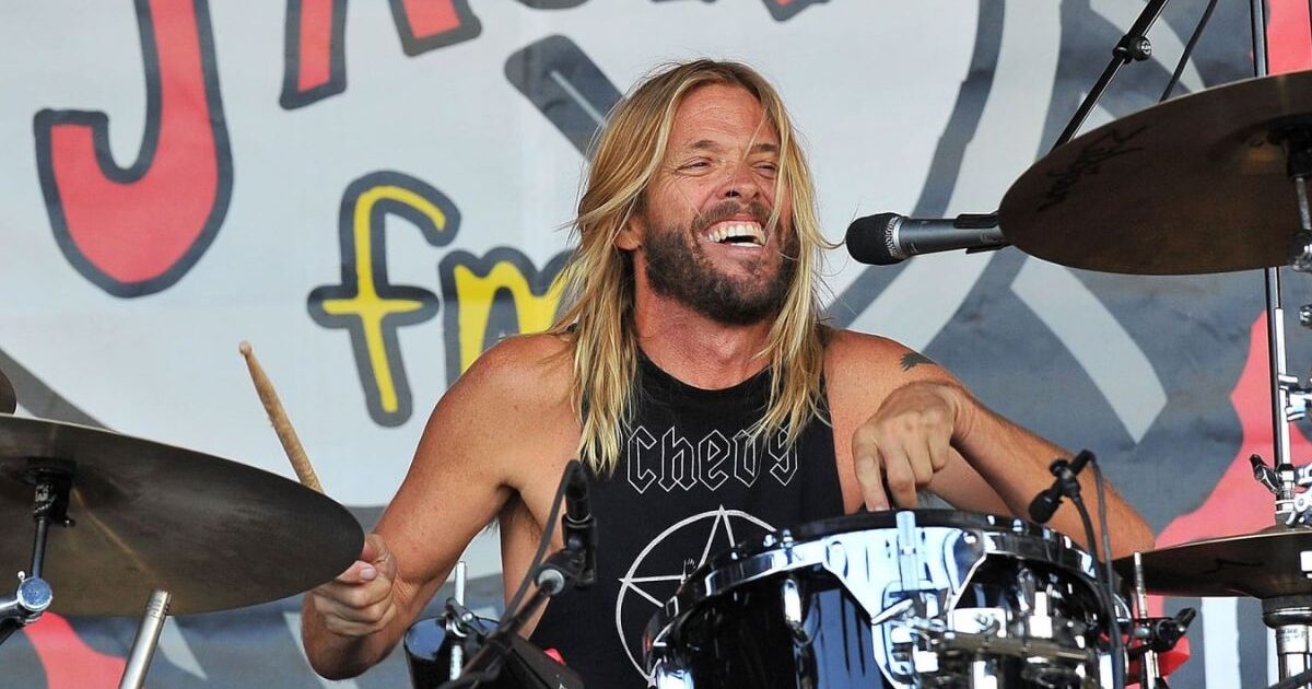 Taylor Hawkins do Foo Fighters nomeou os 5 melhores bateristas de todos os tempos