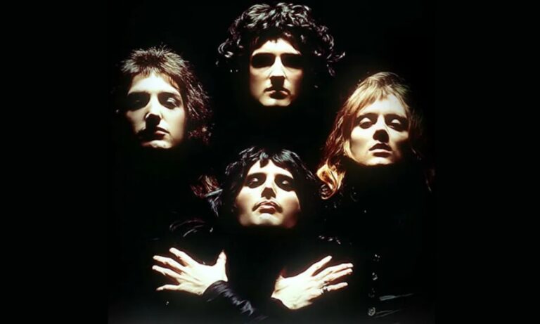 Notas manuscritas revelam que 'Bohemian Rhapsody' não era o título original de Freddie Mercury