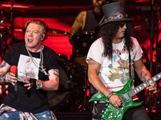 Guns N' Roses empolga os fãs com notícia de um novo single e álbum chegando