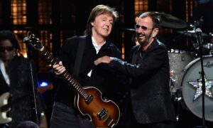 Ouça Paul McCartney e Ringo Starr juntos pela primeira vez como artistas solo