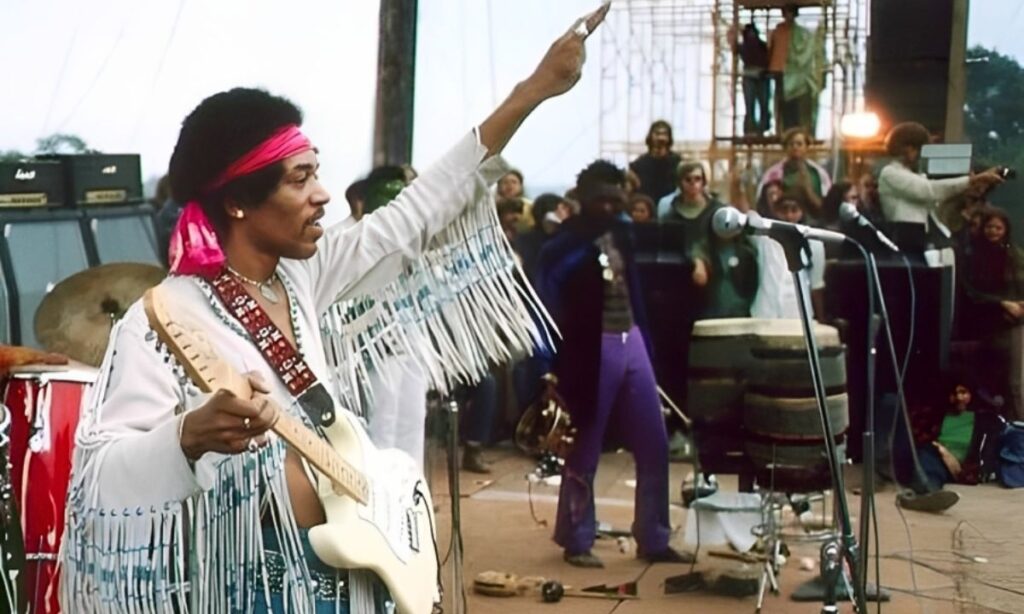 Tudo o que você precisa saber sobre Jimi Hendrix em Woodstock