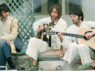 A música mais engraçada dos Beatles segundo John Lennon