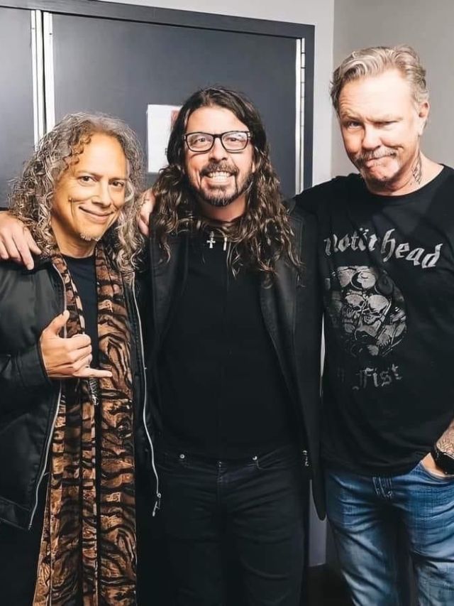 Dave Grohl diz que bastaria uma ligação para ele tocar com o Metallica