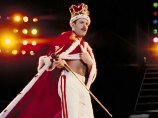 Saiba detalhes sobre o leilão milionário de itens de Freddie Mercury do Queen