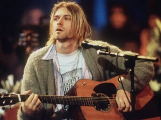 O violão mais caro do mundo-5-fatos-sobre-o-Martin-D-18E-de-Kurt-Cobain