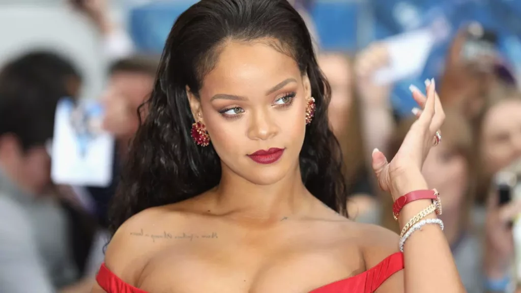 Patrimônio líquido de Rihanna (estimado) US$ 1,4 bilhão