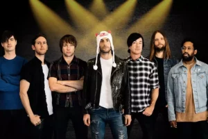 Maroon 5 anuncia novo álbum