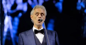 Andrea Bocelli: Cegueira e a Jornada de Superação Pela Música