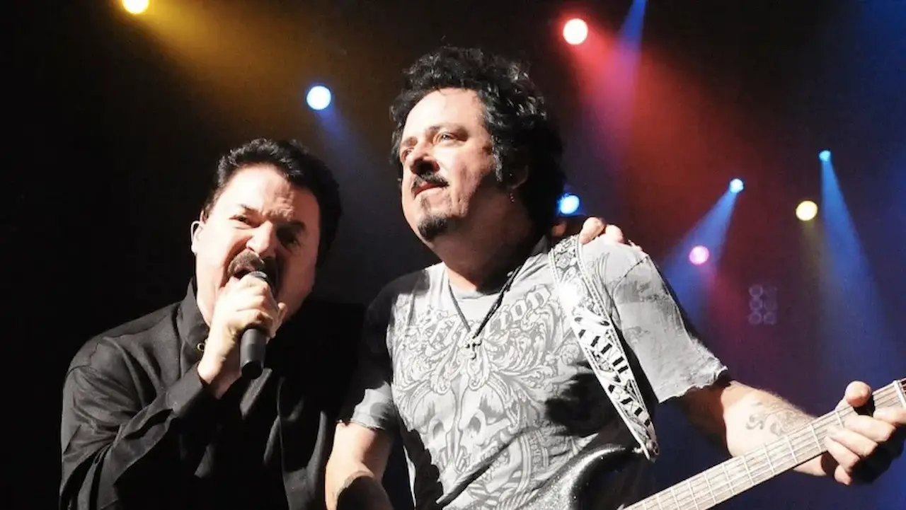 Toto: Lukather Desmente Rumores e Detalha a Saúde de Bobby Kimball