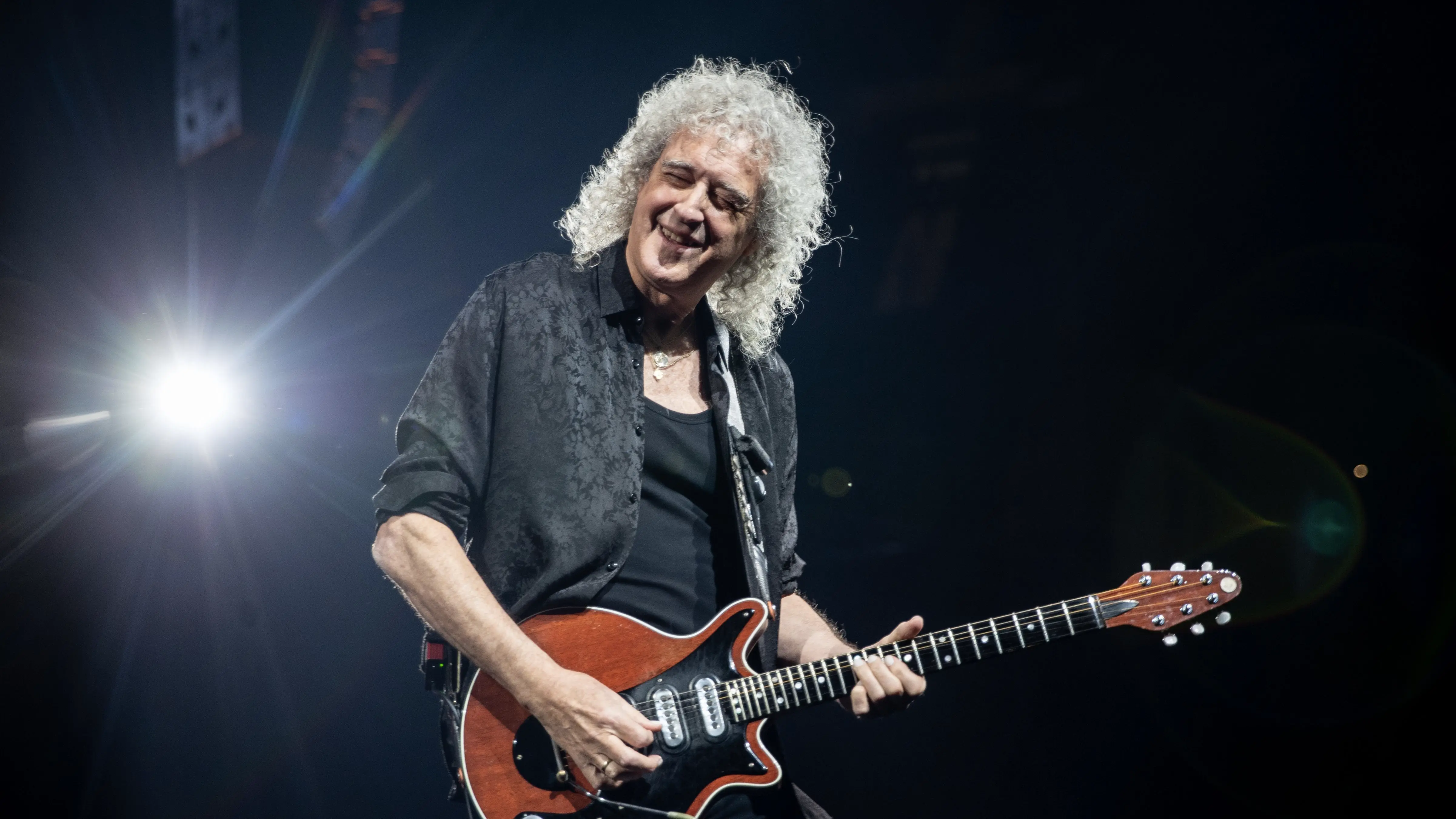 Brian May, o Gênio Humilde, e o Guitarrista que ele Acha 'Inalcançável'