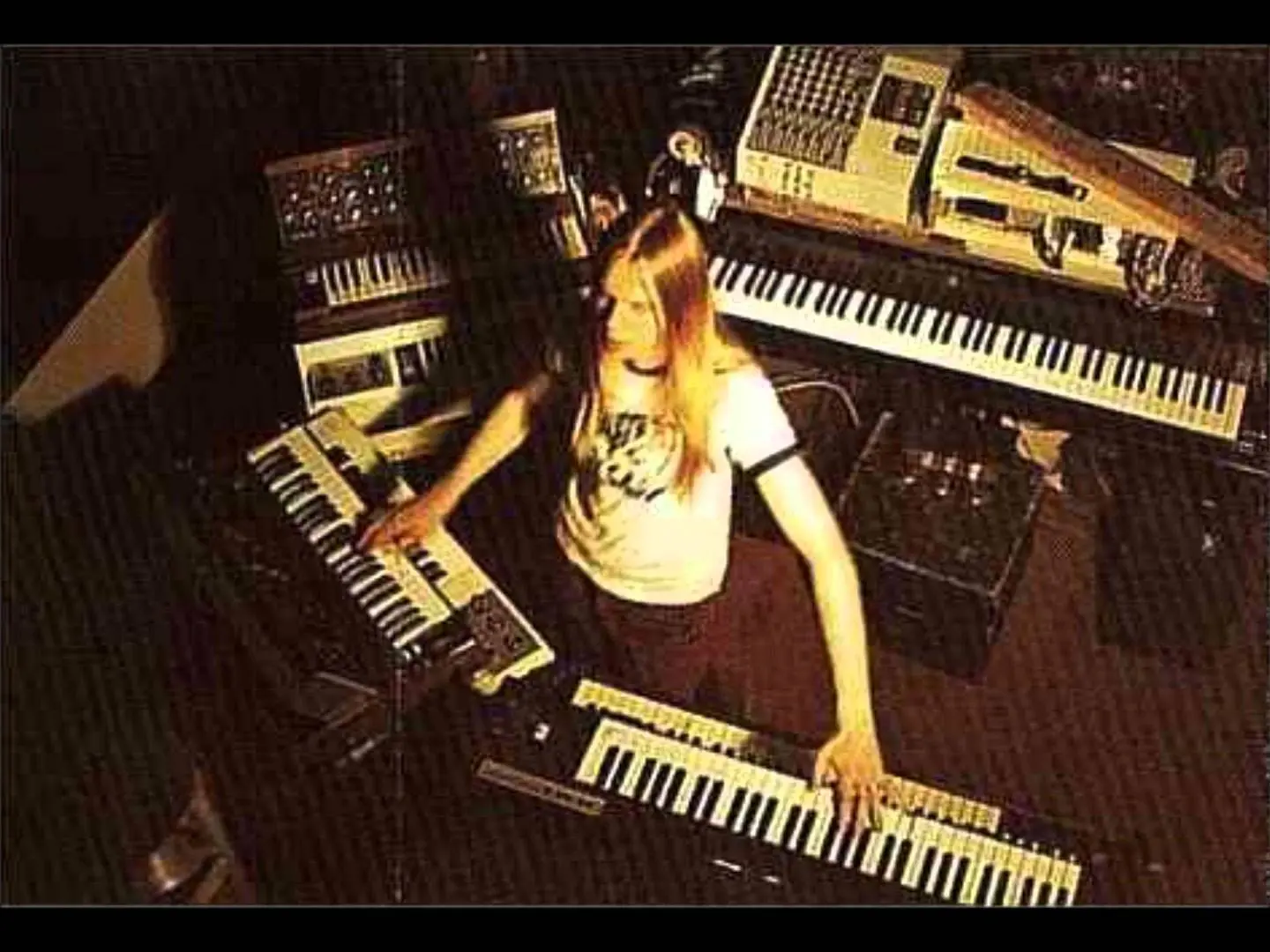 5 Tecladistas Que Moldaram Clássicos do Rock