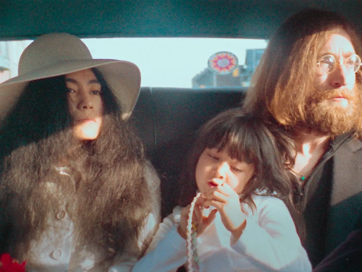 O Medo de Sean Lennon: A Geração Z Pode Esquecer os Beatles?