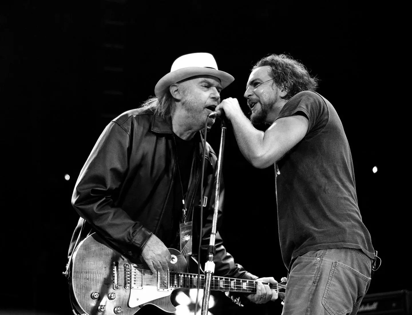 Pearl Jam: A Colaboração com Neil Young que os Salvou do Fim